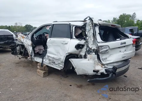 2015 Jeep Grand Cherokee Laredo z USA, uszkodzony, nr VIN 1C4RJFAG3FC183064